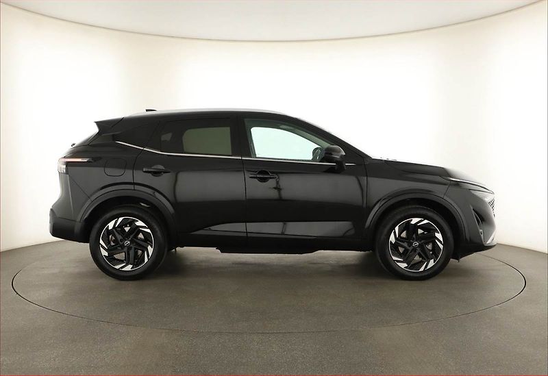 Nissan Qashqai (2025) 1.3 DIG-T MHEV, N-CONNECTA - fotka 6 z 20