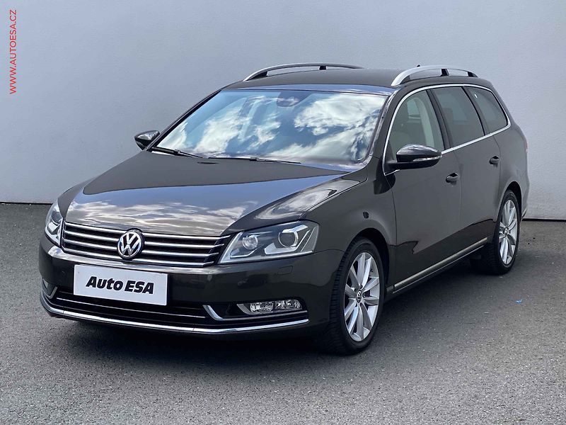 Volkswagen Passat (2012) 2.0 TDi 4x4, Highline, DSG - fotka 3 z 19