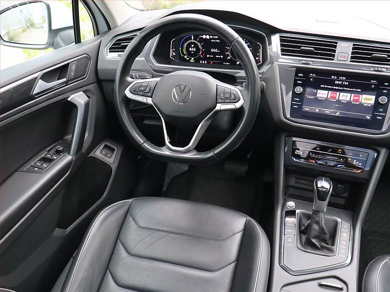 Volkswagen Tiguan (2022) 1.4 TSI eHybrid - fotka 7 z 21