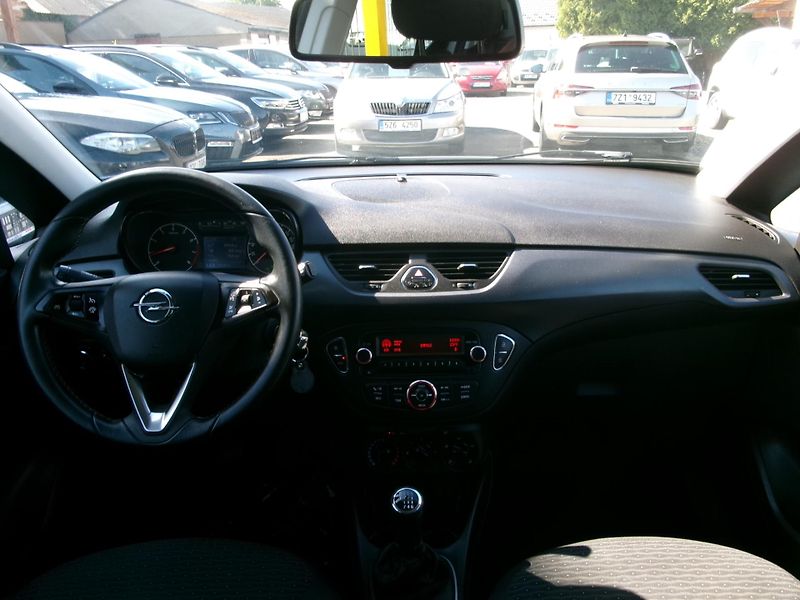 Opel Corsa (2016) 1,4T KLIMA TEMP ALU ČR - fotka 13 z 24
