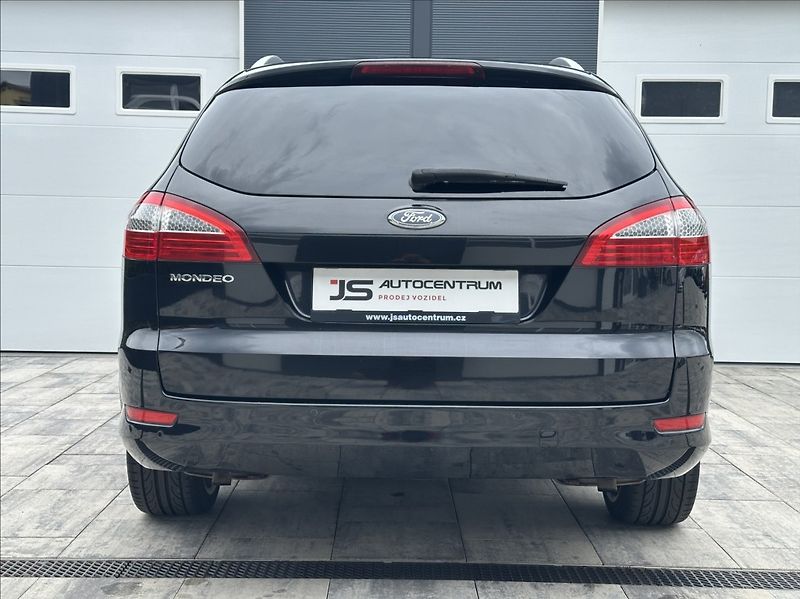 Ford Mondeo 2,3 160PS  Titanium A/T - fotka 9 z 46