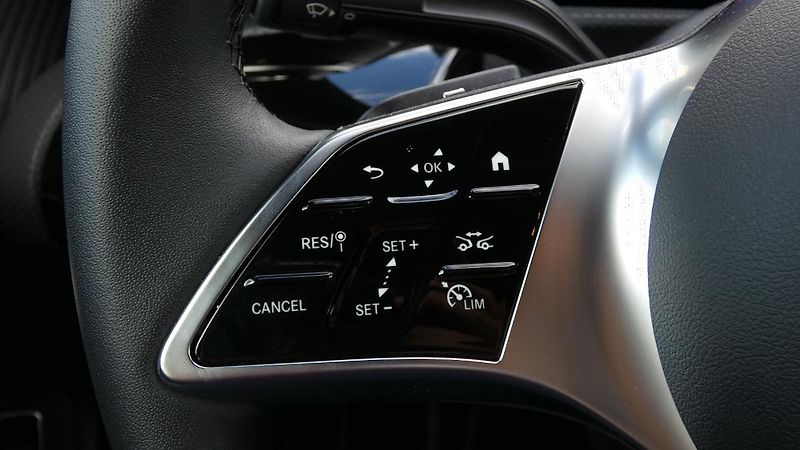 Mercedes-Benz Třídy A 180 Sedan Progessive - fotka 11 z 21
