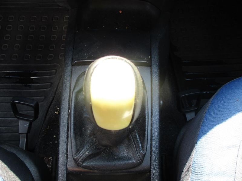 Škoda Fabia 1,2 i 47kw Klima, CZauto - fotka 17 z 41