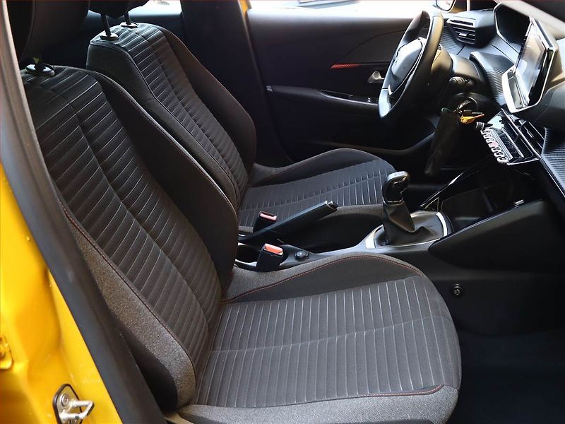Peugeot 208 (2020) 1.2 PureTech, Serv.kniha - fotka 7 z 17