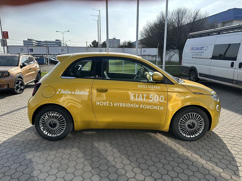 Fiat 500 (2026) Torino HB 1,0 BSG 65k MT6  - fotka 8 z 17