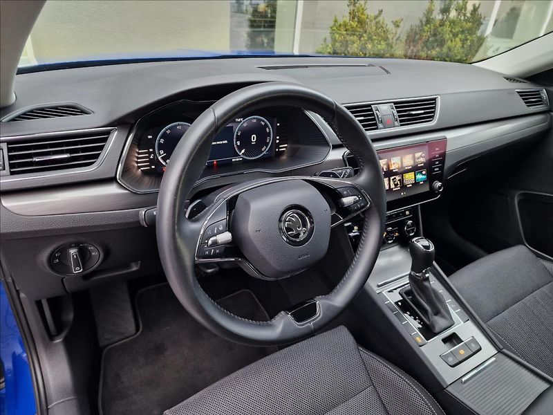 Škoda Superb 1.5 TSI 110kW DSG Style,1.Maj - fotka 20 z 50