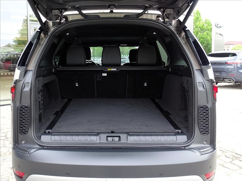 Land Rover Discovery (2026) 3,0 D250 S AWD* - fotka 19 z 27