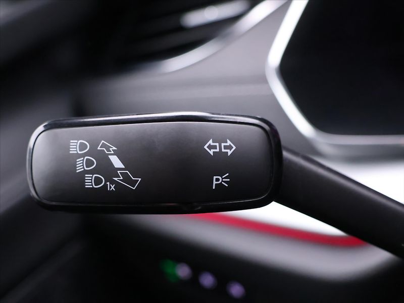 Škoda Octavia 2,0 TDI 110kW Style DSG DPH CZ - fotka 22 z 40