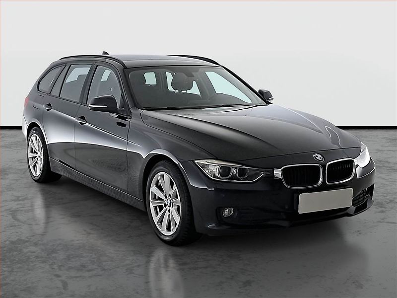 BMW Řada 3 (2013) 318 d, Xenony, Tempomat - fotografie inzerátu