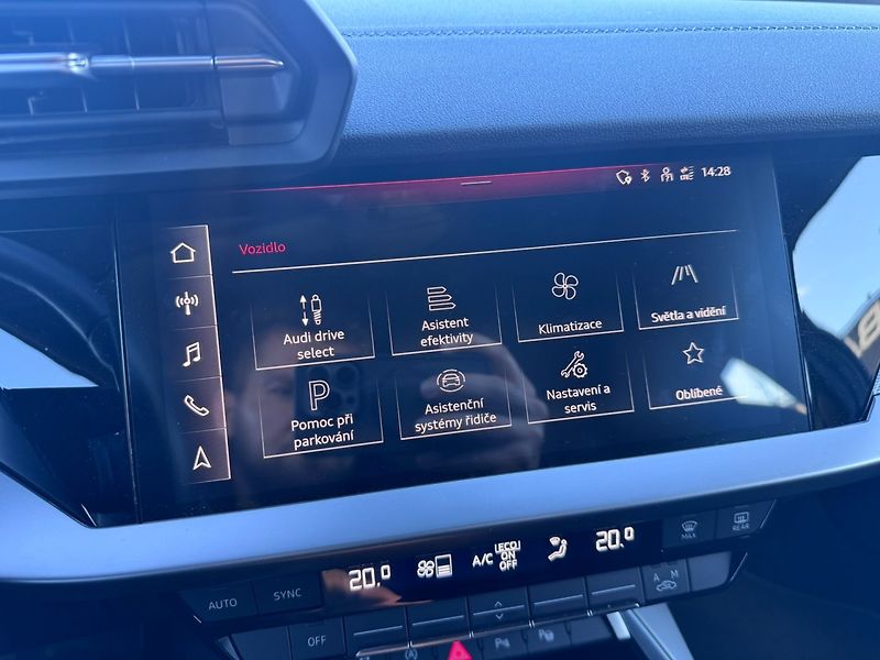 Audi S3 (2022) QUATTRO 2,0 TFSI 228 KW 1 MAJ - fotka 32 z 50