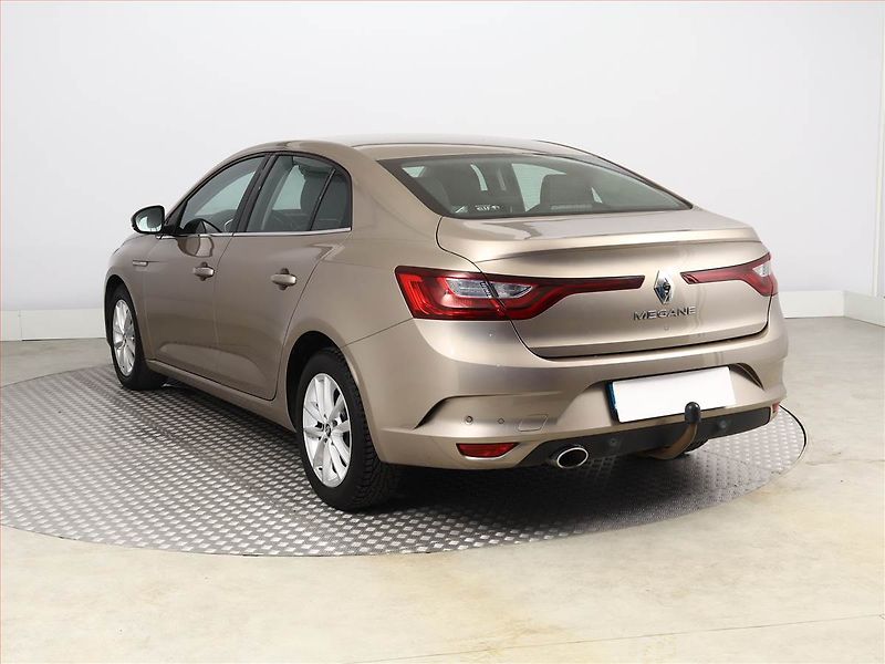 Renault Mégane (2018) 1.5 dCi, ČR,1.maj, Serv.kniha - fotka 4 z 17