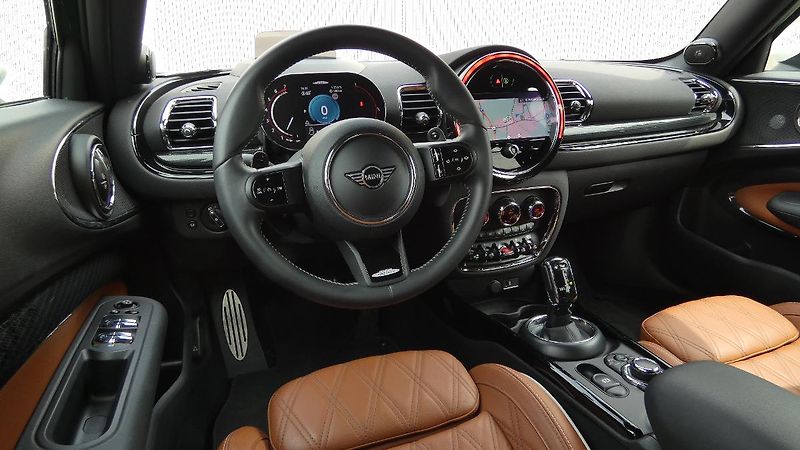 Mini Clubman JCW ALL4 Aut. - fotka 5 z 27