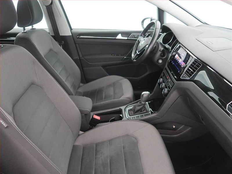 Volkswagen Golf Sportsvan (2018) Highline 1.5 TSI - fotka 9 z 18