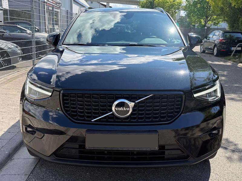 Volvo XC40 T2 Plus Dark H/K LED Kam Paměť - fotka 3 z 25