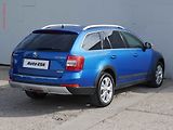 Škoda Octavia (2015) 2.0 TDi 4x4, DSG, xenon, navi - náhled 6