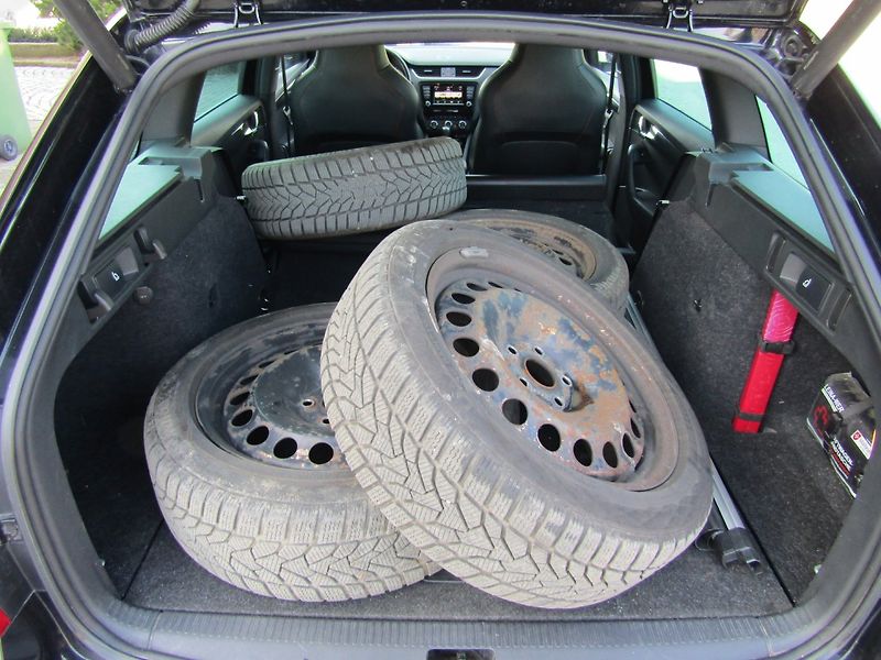 Škoda Octavia (2016) RS 2.0 TDI DSG 4X4 - fotka 24 z 44