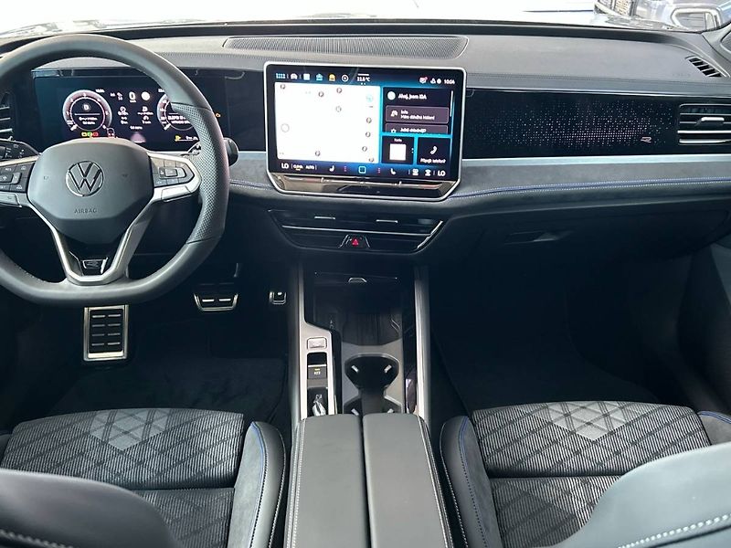 Volkswagen Passat (2026) 2.0 TDI 7DSG R-Line - fotka 5 z 35