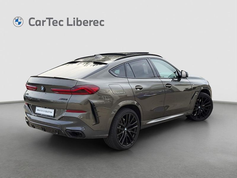 BMW X6 M50i - fotka 3 z 20