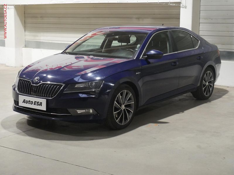 Škoda Superb (2015) 2.0 TDi 4x4, ČR, L&K, DSG - fotka 3 z 23