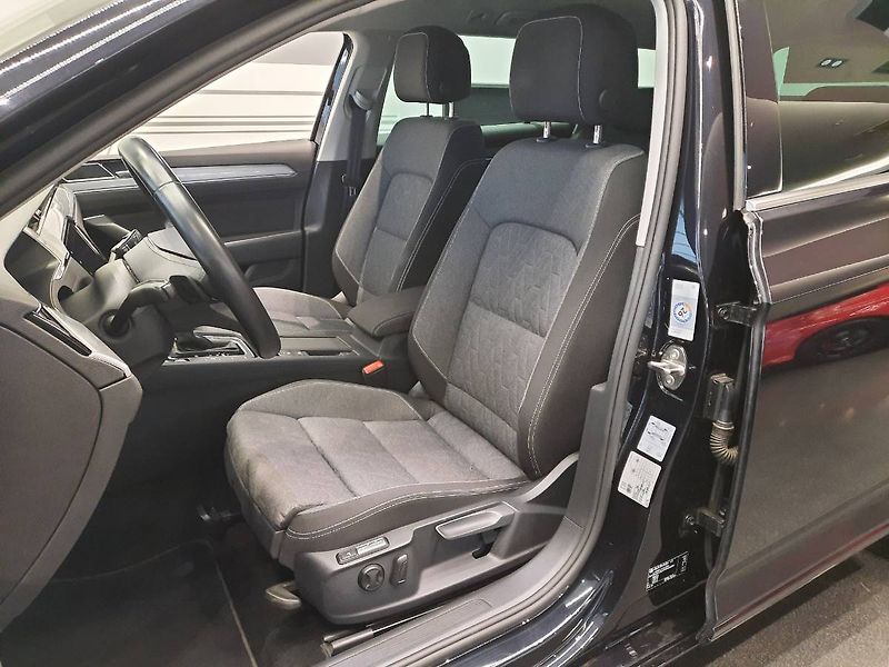 Volkswagen Passat Variant (2023) Business 2.0 TDI (110kW/150k) - fotka 7 z 30