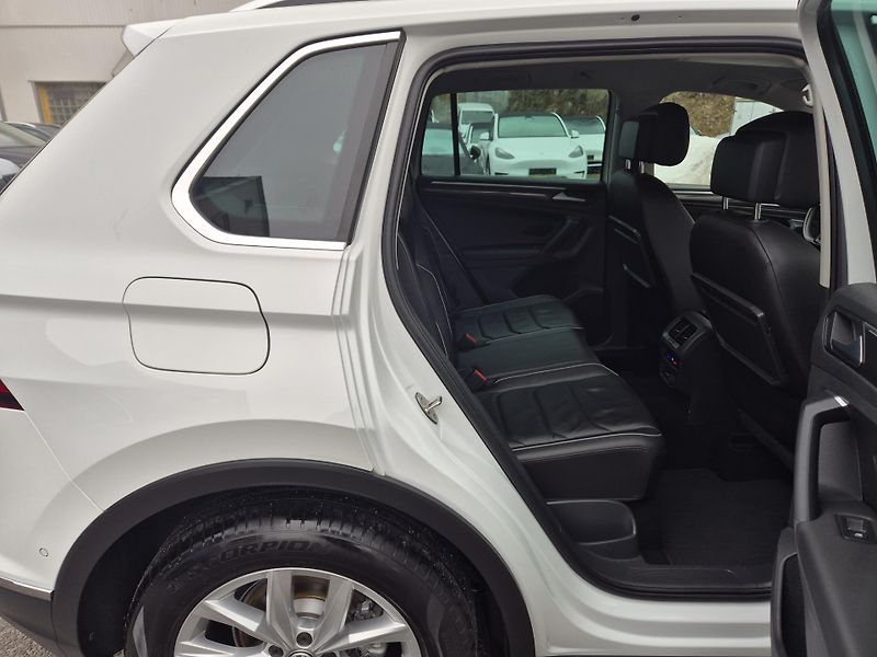 Volkswagen Tiguan 2,0TDi 140kw DSG 4x4 18ALU TZ - fotka 15 z 50