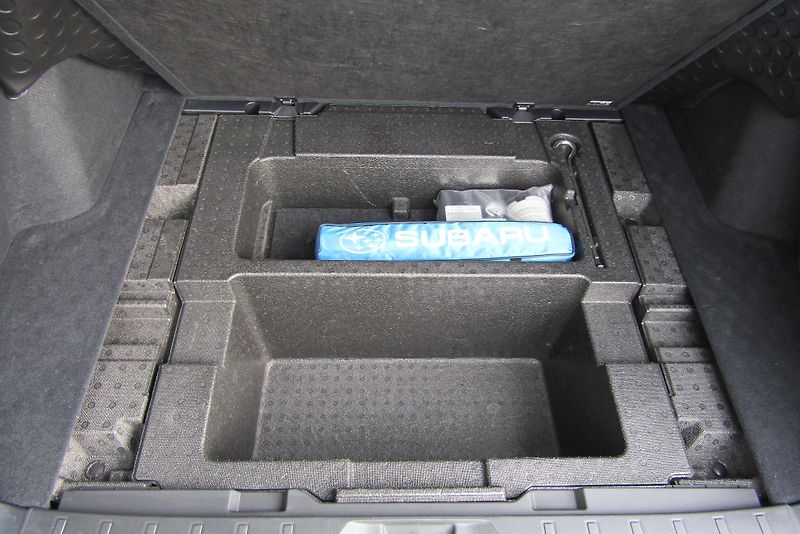 Subaru Outback (2023) 2,5i Touring 1. maj, ČR - fotka 34 z 42