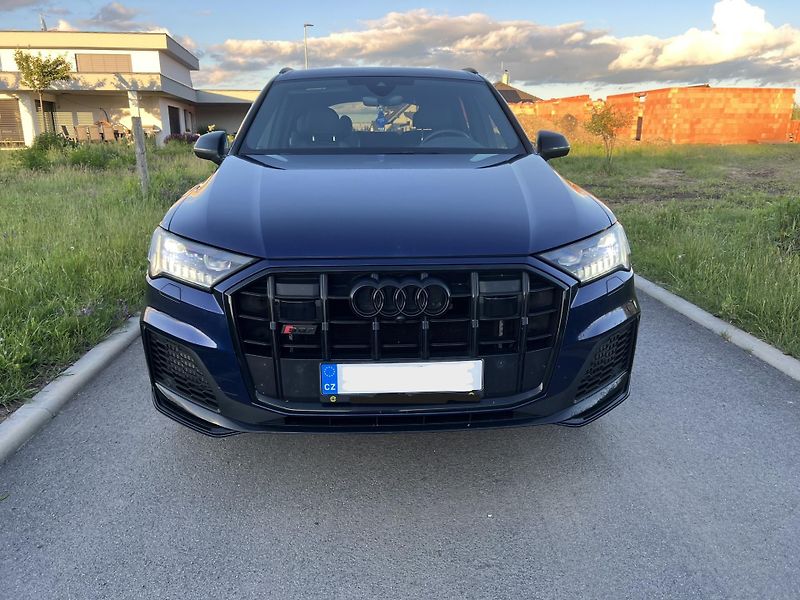 Audi SQ7 (2022) ADVANCED podvozek, 7 míst - fotka 3 z 24