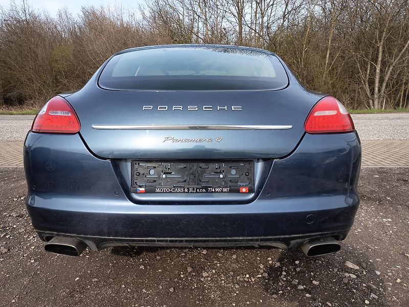 Porsche Panamera (2010) 3.6 220kw 4x4 Top!!! - fotka 18 z 60