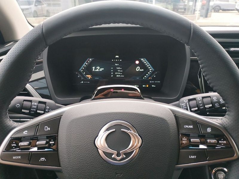 KGM Korando 1.5T, SMART,2WD, MT, SKLADEM - fotka 19 z 35