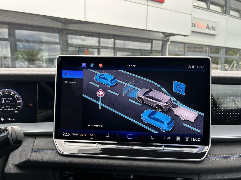 Volkswagen Tayron R-Line 1,5 TSI 150 kW eHybrid - fotka 27 z 28