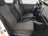 Toyota Yaris (2015) 1.5 Hybrid, Automat, Tempomat - náhled 9