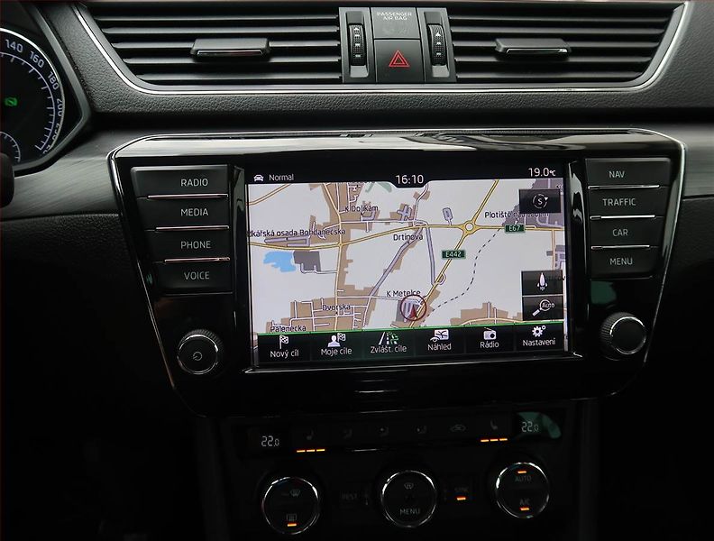 Škoda Superb (2017) 1.8 TSI, Automat, ČR,1.maj - fotka 23 z 28