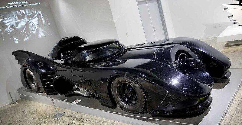 Batmobil vystavený v Motor muzeu v Londýně v roce 2012.