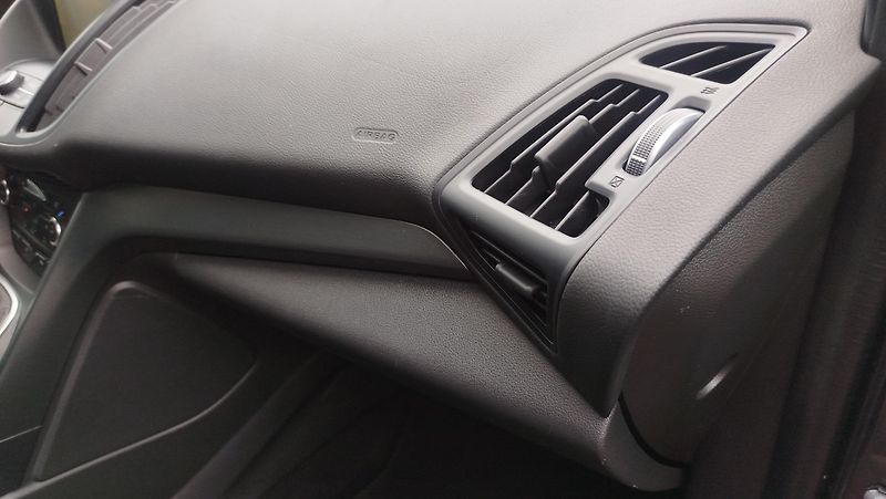 Ford Kuga (2019) 1.5 Eco Boost - fotka 20 z 32