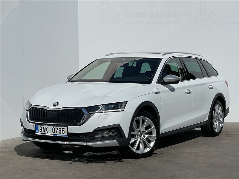 Škoda Octavia 2,0 TDI 4x4 DSG Scout WEBASTO - fotografie inzerátu