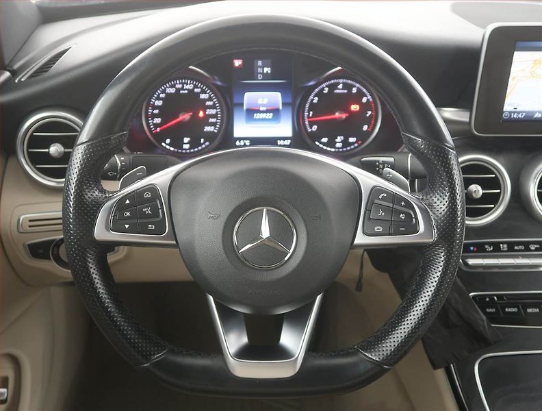 Mercedes-Benz Třídy C (2016) C 300 - fotka 15 z 18
