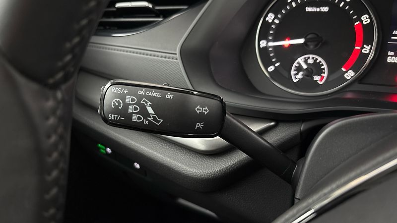 Škoda Octavia 1.0 TSI Active - fotka 14 z 23
