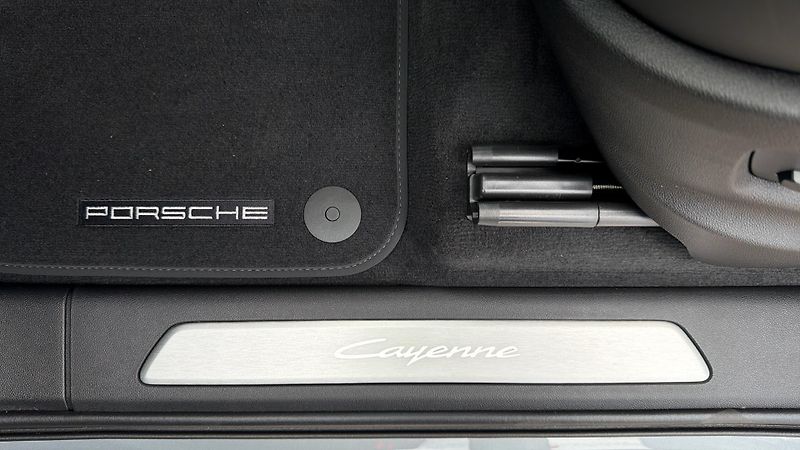 Porsche Cayenne Coupé Black Edition - fotka 19 z 30