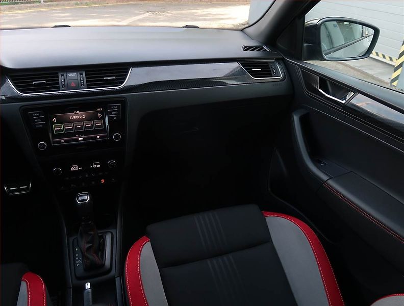 Škoda Rapid (2019) Monte Carlo 1.0 TSI, Automat - fotka 8 z 21