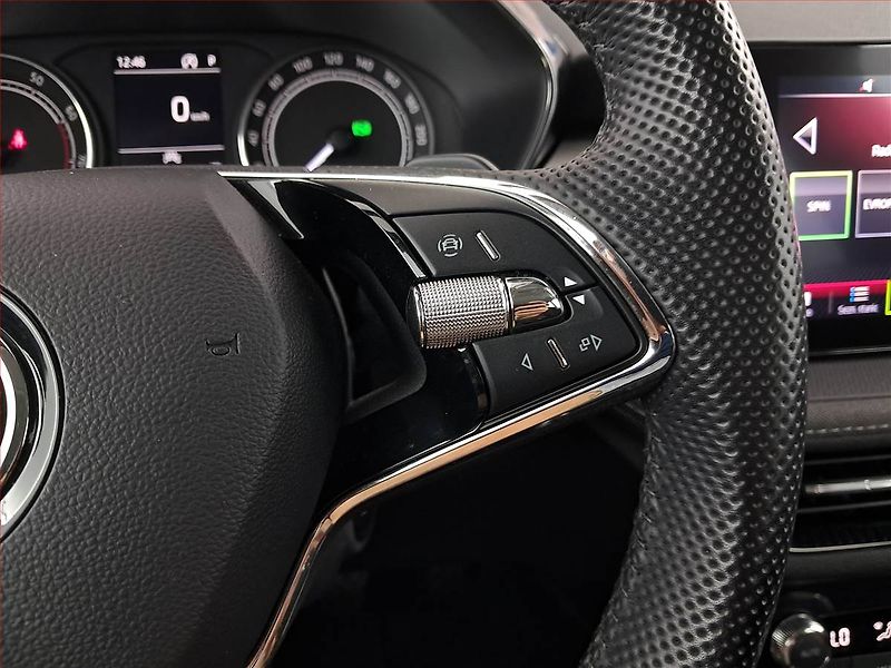 Škoda Fabia (2023) 1.0 TSI, Automat, Serv.kniha - fotka 18 z 19