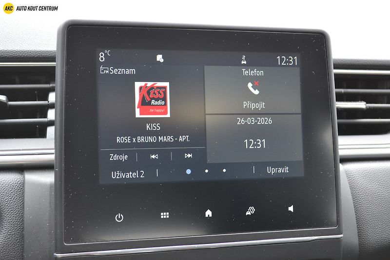 Renault Captur Intens E-TECH HYBRID 145 - fotka 27 z 45