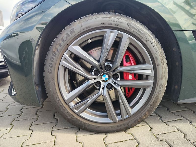 BMW Řada 4 420d xDrive/140kW M Paket AT - fotka 37 z 37