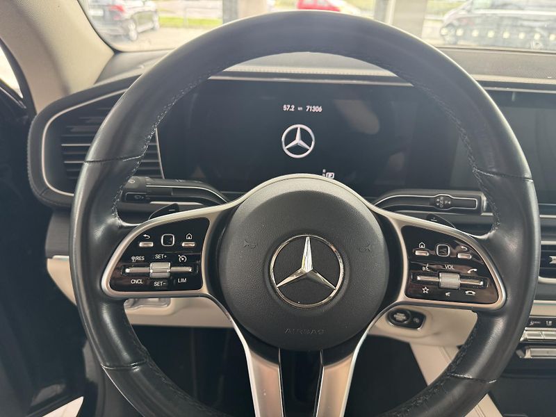 Mercedes-Benz GLE (2022) 300d 4 MATIC AMG  - fotka 39 z 39
