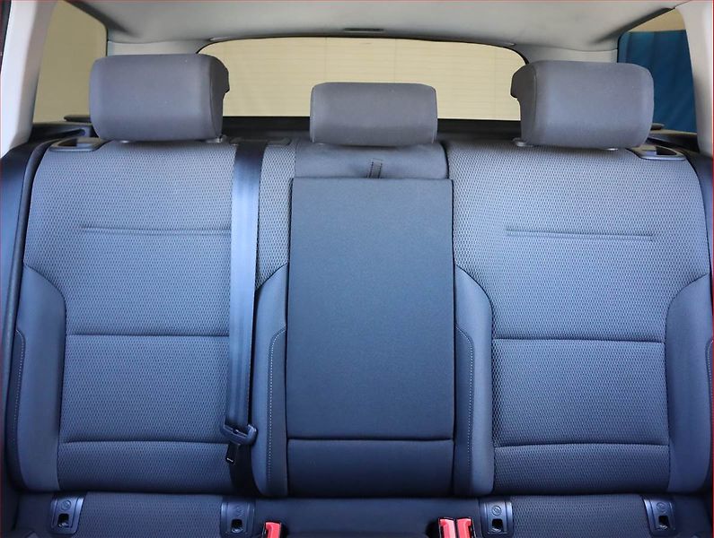 Volkswagen Golf (2018) 1.6 TDI, Automat, Serv.kniha - fotka 10 z 21