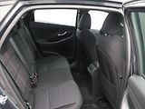 Hyundai i30 Fastback 1,5 T-GDI 159k CZ DPH - náhled 13