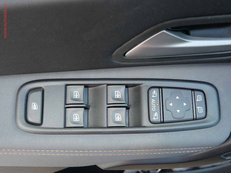 Dacia Duster (2023) 1.5dCi 4x4, 1.maj,ČR, AC - fotka 12 z 25