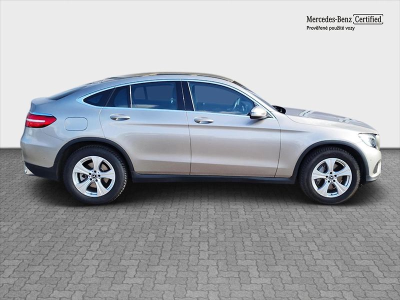 Mercedes-Benz GLC 250 d 4MATIC kupé - fotka 6 z 21