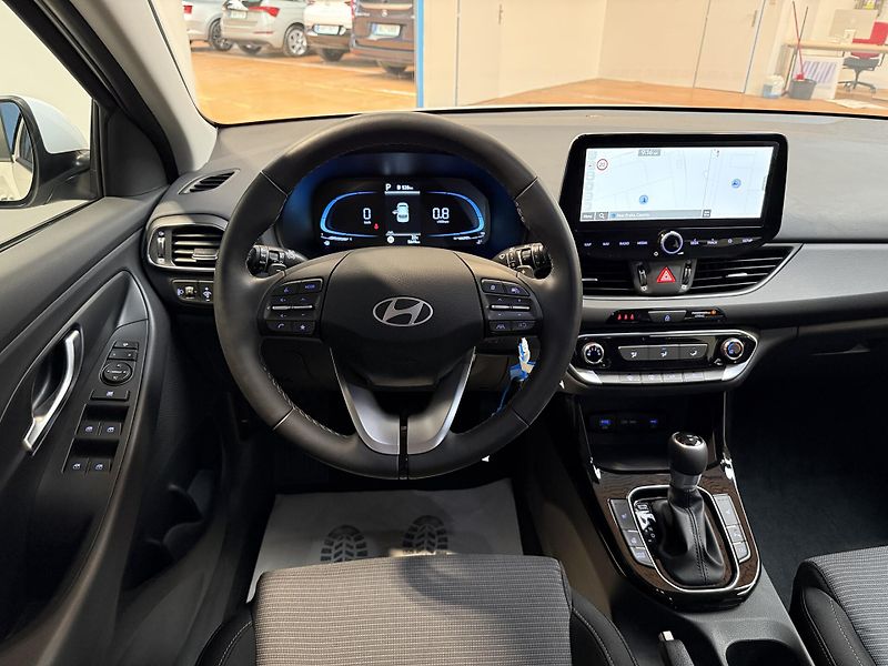Hyundai i30 1.0 T-GDI GO Czech! kombi DCT - fotka 7 z 14