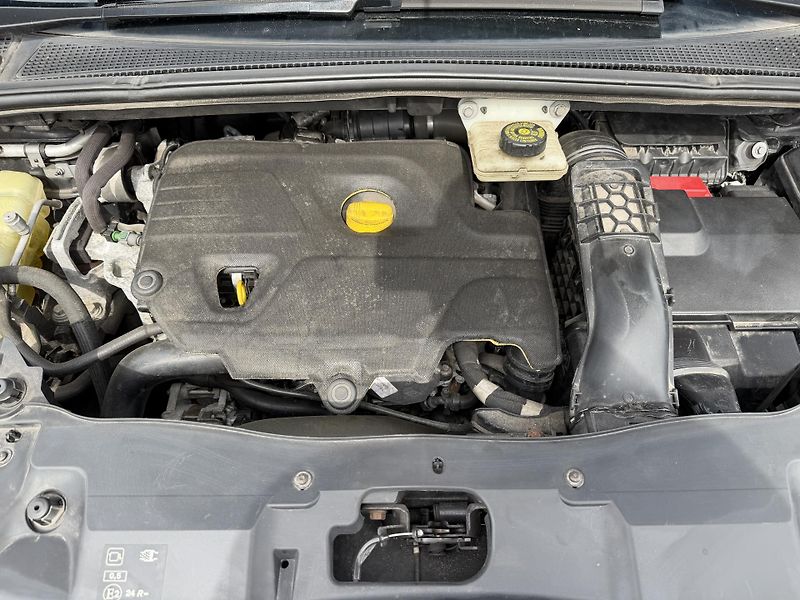 Renault Espace 1.6 DCI 7MÍST LED NAVI 2X KOLA - fotka 46 z 47