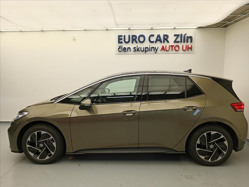Volkswagen ID.3 (2025) Pro People 150 kW, 59 kWh - fotka 3 z 16